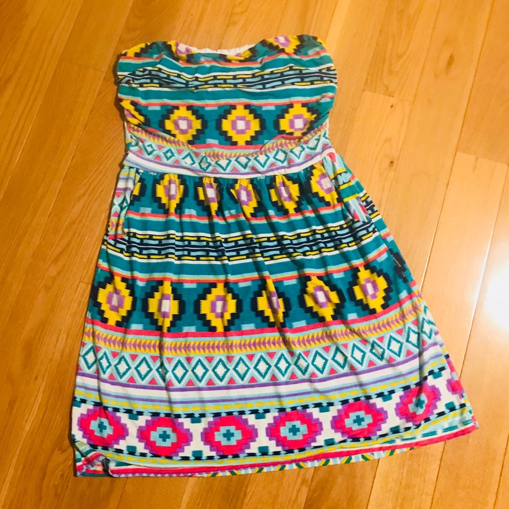 Strapless sundress with pockets